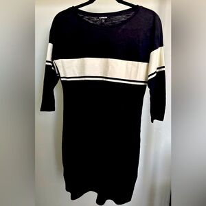 Comfy T-shirt black and white dress